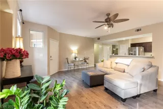 Photo #6: 2570349 Listing