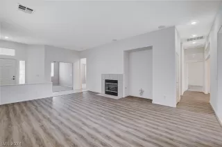 Photo #5: 2570350 Listing 