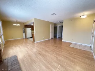 Photo #2: 2570374 Listing 