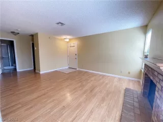 Photo #3: 2570374 Listing 