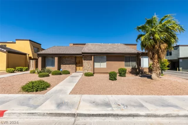 MLS: 2570397 Condo For Sale