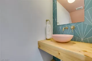 Photo #3: 2570397 Listing 