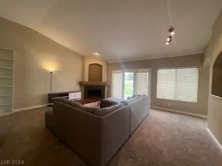 Photo #4: 2570399 Listing 