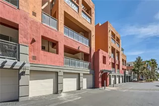 Photo #1: 2570413 Listing 