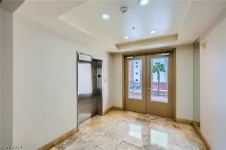 Photo #3: 2570413 Listing 