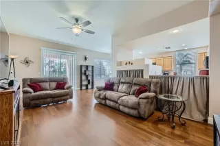 Photo #6: 2570413 Listing 