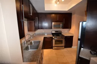 Photo #5: 2570502 Listing