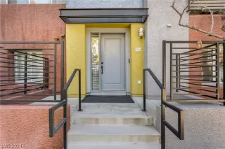 Photo #3: 2570564 Listing