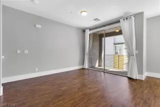 Photo #5: 2570564 Listing