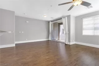 Photo #6: 2570564 Listing