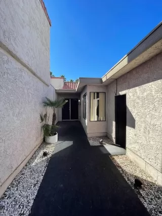 Photo #5: 2570587 Listing 