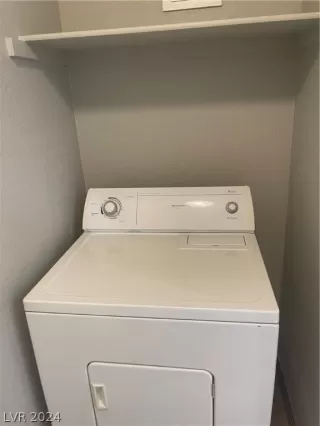 Photo #5: 2570612 Listing