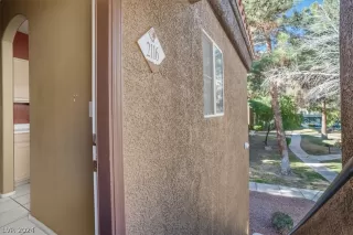 Photo #1: 2570617 Listing