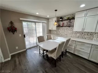 Photo #6: 2570628 Listing 