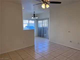 Photo #3: 2570640 Listing