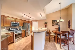 Photo #5: 2570665 Listing 