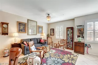 Photo #3: 2570726 Listing