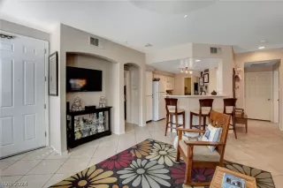 Photo #5: 2570726 Listing