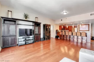 Photo #4: 2570734 Listing 