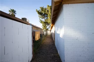 Photo #5: 2570739 Listing 