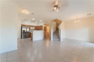 Photo #6: 2570760 Listing