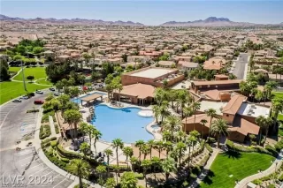 Photo #1: 2570769 Listing