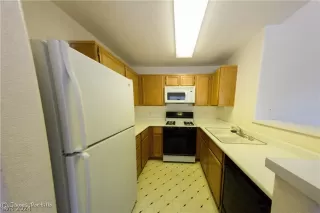 Photo #3: 2570777 Listing 