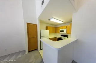 Photo #4: 2570777 Listing 