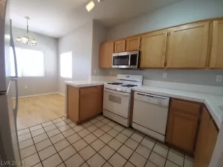 Photo #4: 2570792 Listing 