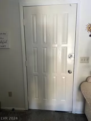 Photo #5: 2570847 Listing 