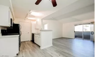 Photo #1: 2570864 Listing 