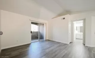 Photo #4: 2570864 Listing 