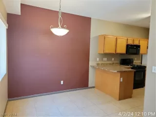 Photo #3: 2570876 Listing