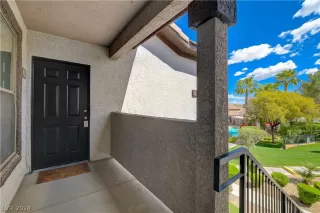 Photo #2: 2570881 Listing