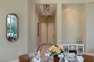 Photo #6: 2570904 Listing 