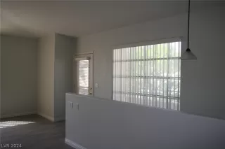 Photo #6: 2570906 Listing 