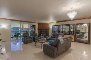 Photo #1: 2570912 Listing 