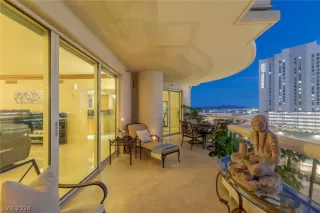 Photo #6: 2570912 Listing 