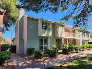 Photo #1: 2570992 Listing 