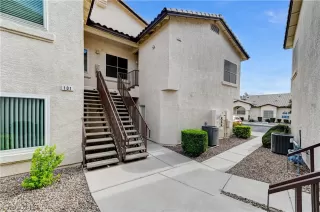 Photo #2: 2570993 Listing