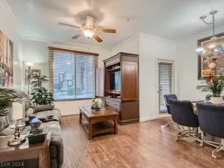 Photo #1: 2571015 Listing