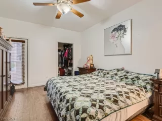 Photo #5: 2571015 Listing