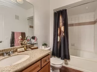 Photo #6: 2571015 Listing