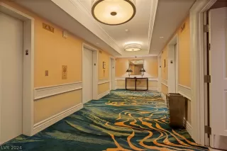 Photo #3: 2571033 Listing