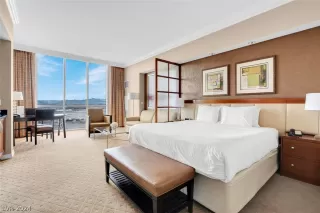 Photo #6: 2571033 Listing