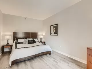 Photo #5: 2571039 Listing 