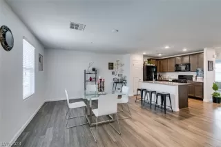 Photo #1: 2571058 Listing 