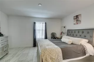 Photo #5: 2571058 Listing 