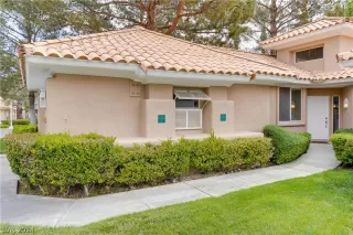 Photo #4: 2571059 Listing