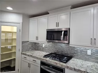 Photo #5: 2571095 Listing 